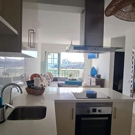 Frente Al Mar En Abrigos