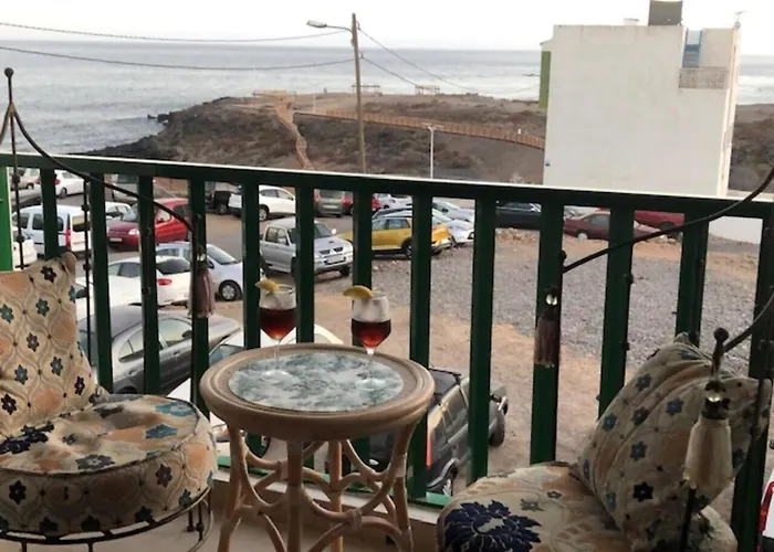 Frente Al Mar En Abrigos *