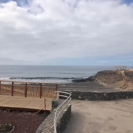 Frente Al Mar En Abrigos Appartement